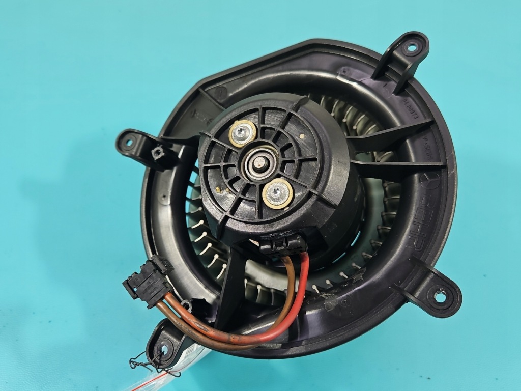 фото №1, Воздуходувка обдув вентилятор mercedes cls c219 9400973