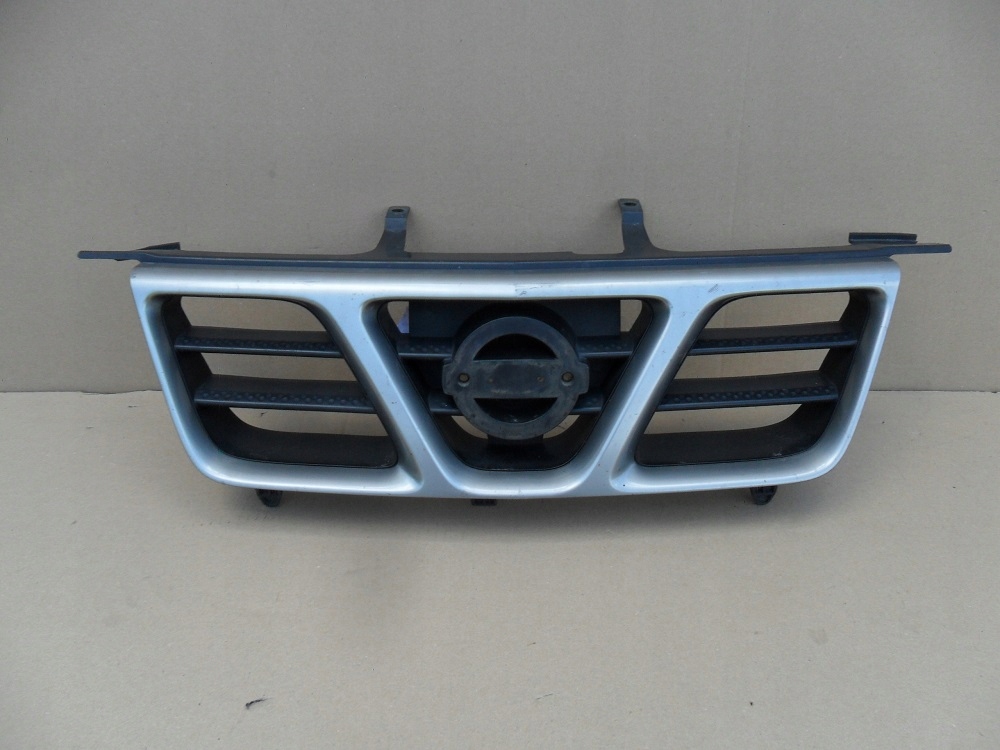 фото №13, Nissan x-trail t30 2001 2002 2003 2004 2005 решётка радиатора