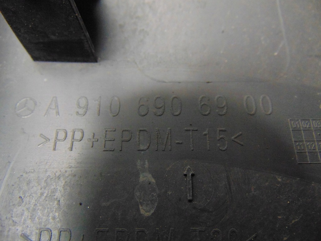 фото №8, Молдинг нижняя накладка боковая правый задняя mercedes sprinter 910 a9106906900