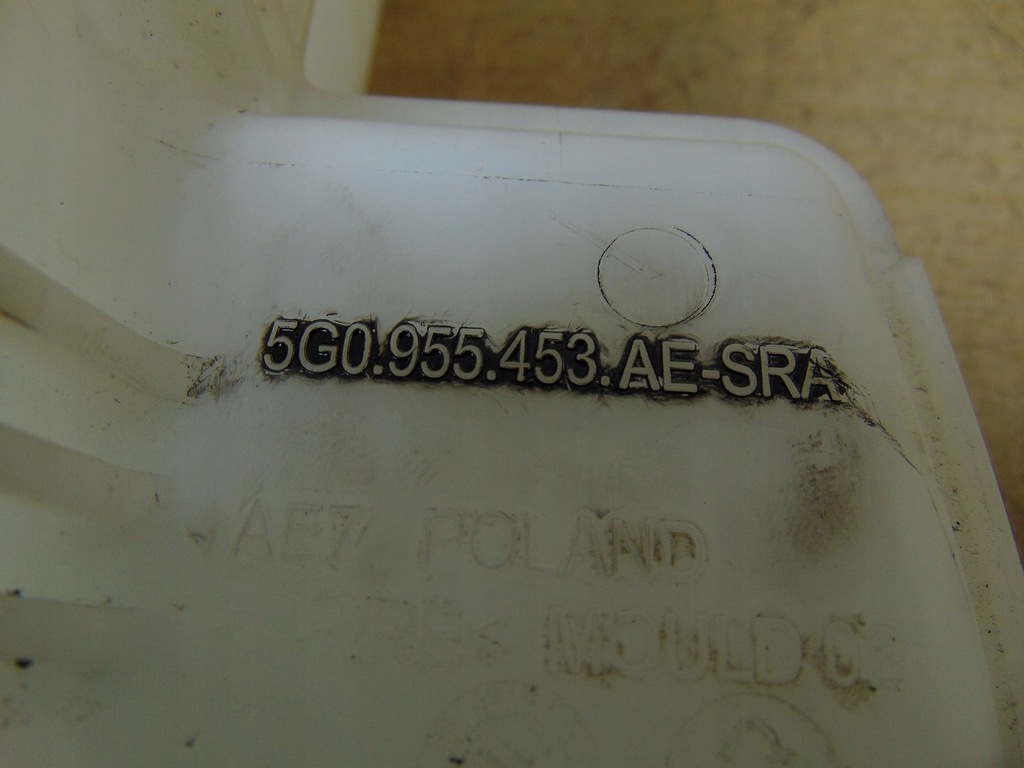 фото №16, Бачок омивача vw golf vii 5g0955453ae
