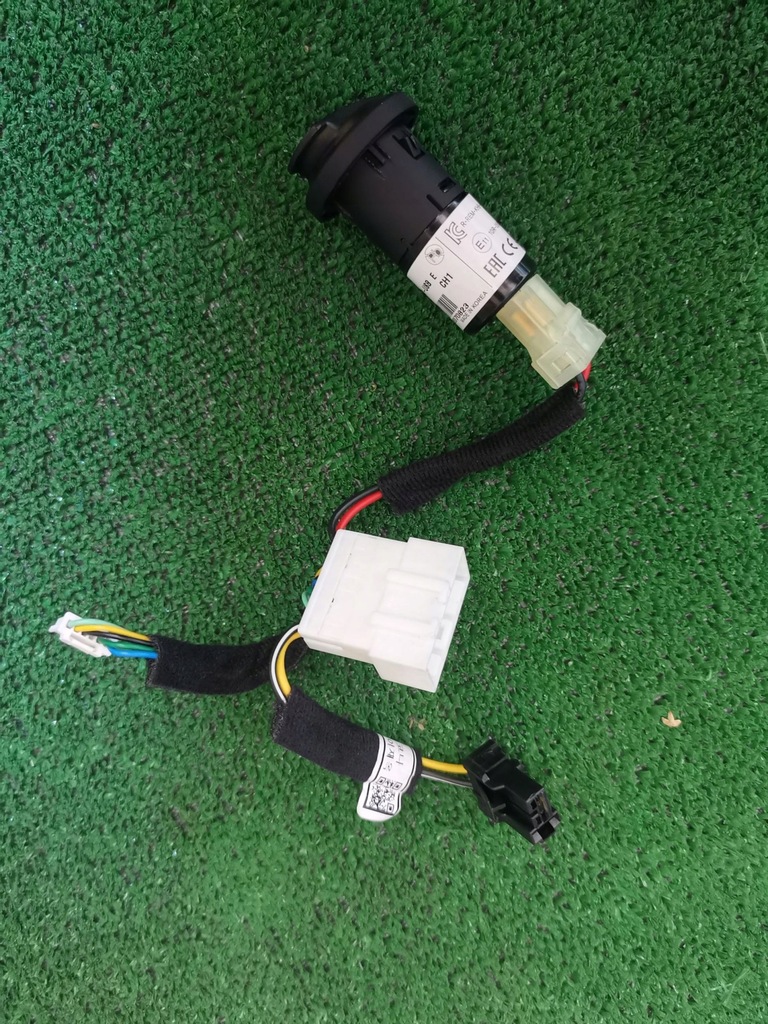 фото №5, Роз'єм заряджання hyundai kona 1.6 crdi 96125-d3000