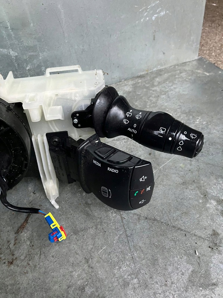 фото №8, Переключатель комбинированный лента подушка безопасности zoe 255673247r