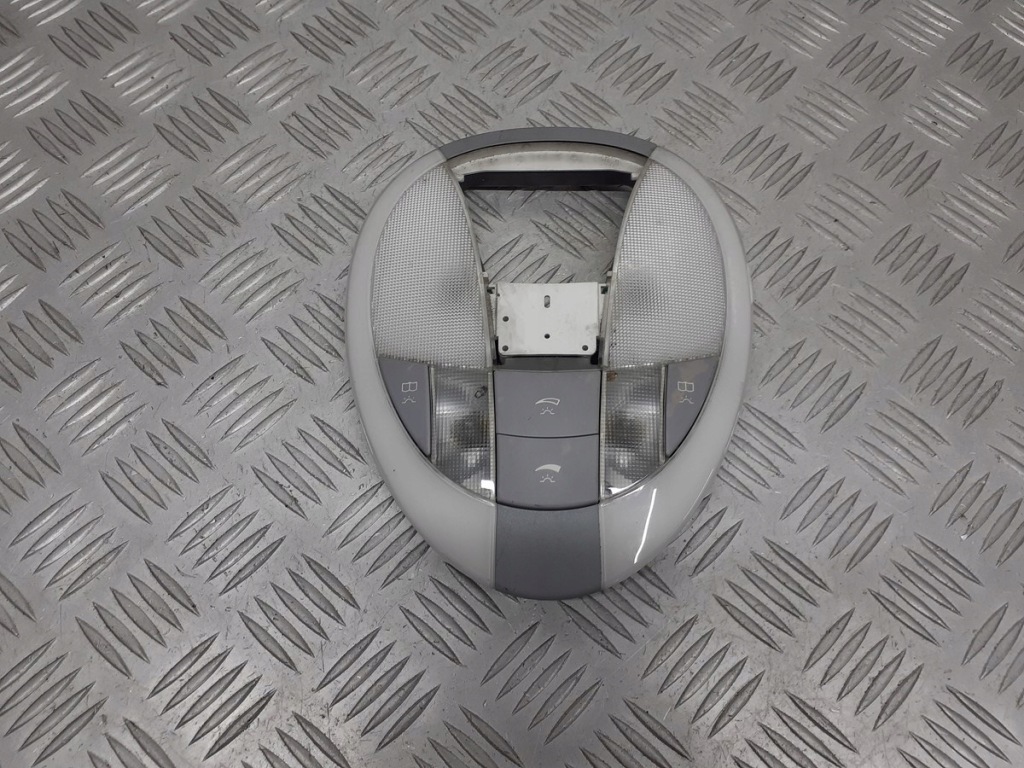 фото №1, Освітлення кабіни задня mercedes w211 a2118202001