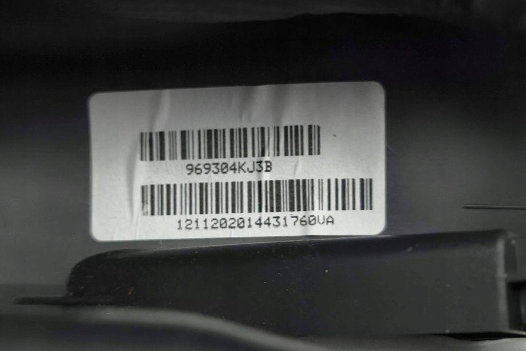 фото №10, Задняя решётка вентиляционная nissan navara d22_ 112020144 2.3l дизель 110kw