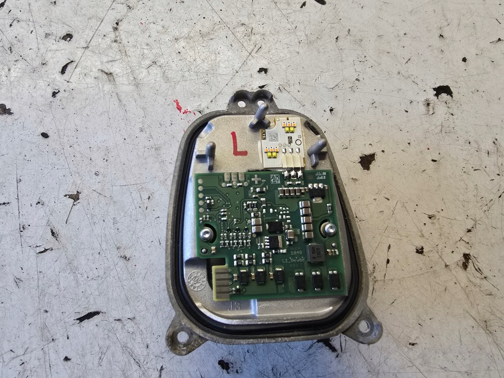 Купити Opel insignia b 2 модуль led блок запалювання ліхтарі  поворотник лівий перед