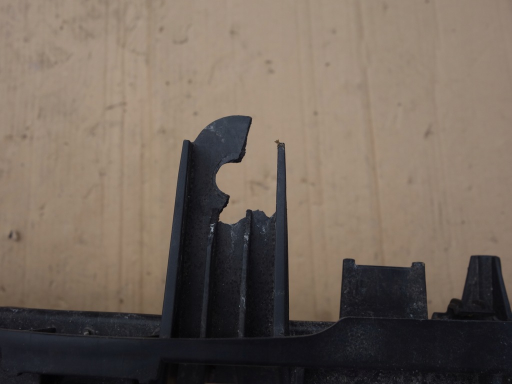 фото №3, Кронштейн решётка audi q8 4m8 s-line