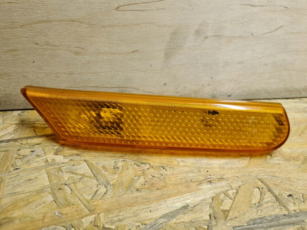 Купити Поворотник правий porsche boxster 986