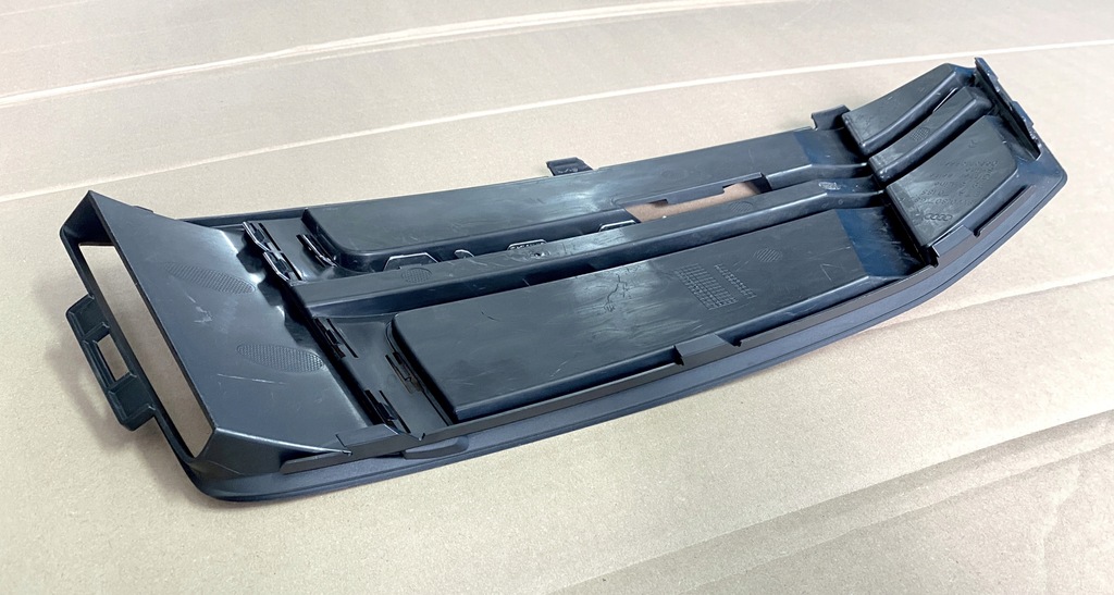 фото №8, Решётки бампера правая audi a4 b9 8w0 s-line - aso