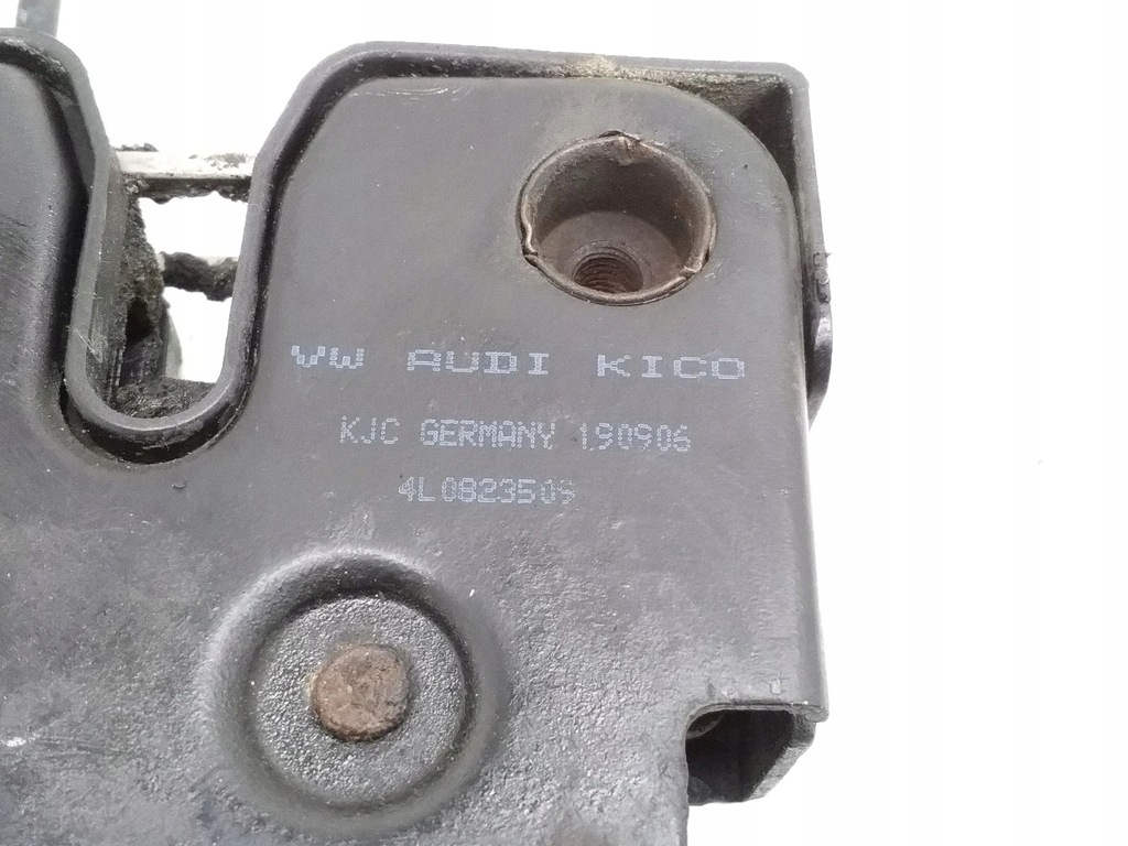 фото №7, Audi q7 4l 2007 замок крышки передней / капот двигателя