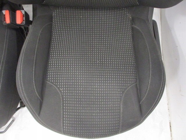 фото №10, Peugeot 208 lift перехідник з фургон заднє сидіння ремені