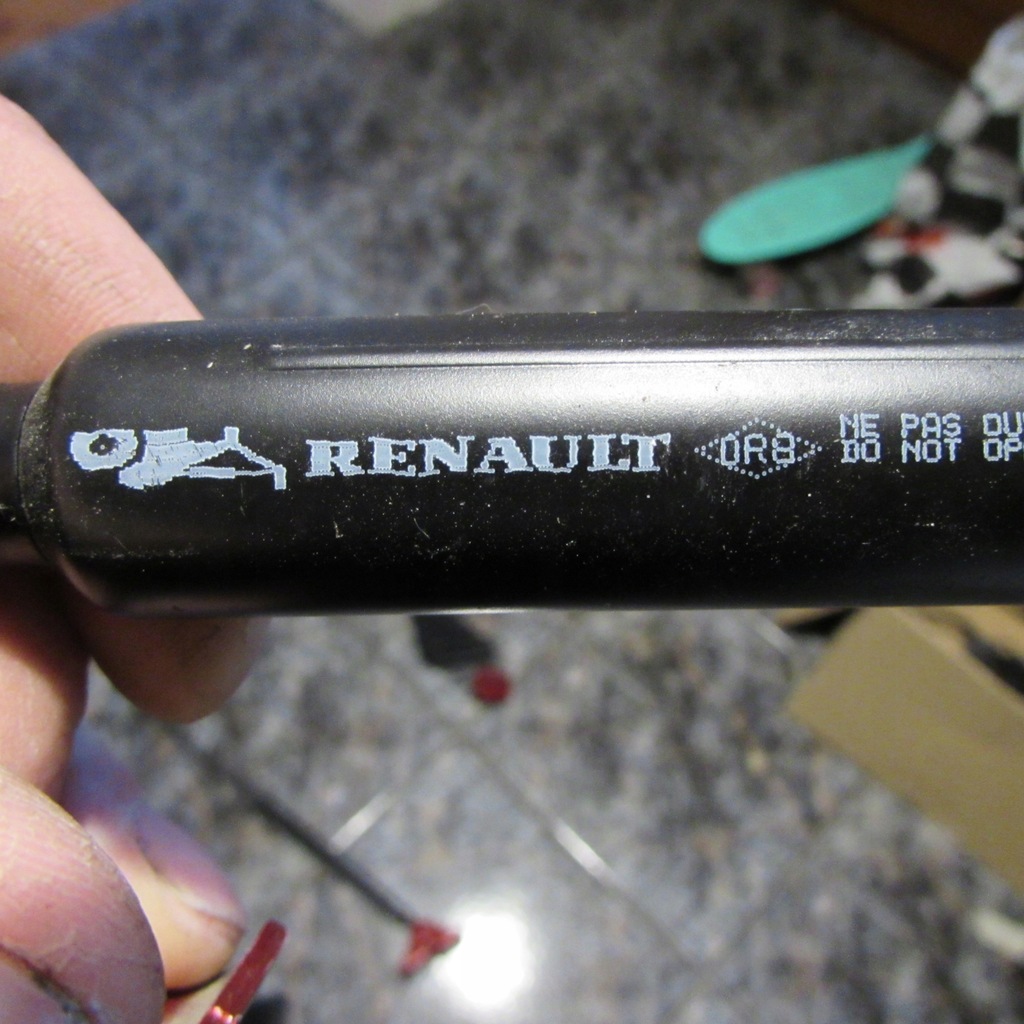 фото №2, Привод амортизатор задняя крышка багажника renault zoe