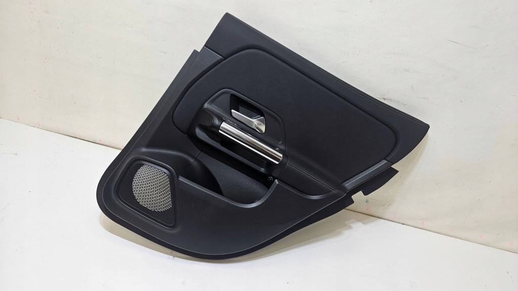 Купити Обшивка двері правий задній алькантара  a2477304002 mercedes-benz gla ii h247 amg