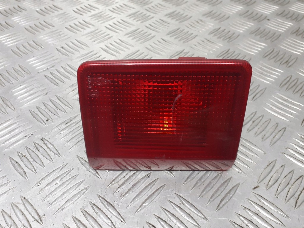 фото №1, Лампа левая задняя w крышка багажника peugeot 407 sw kombi