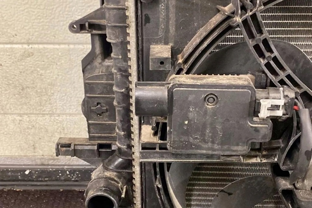 фото №6, Комплект радиатор volvo v40 cross country 526 31319165 1.6l дизель 84kw