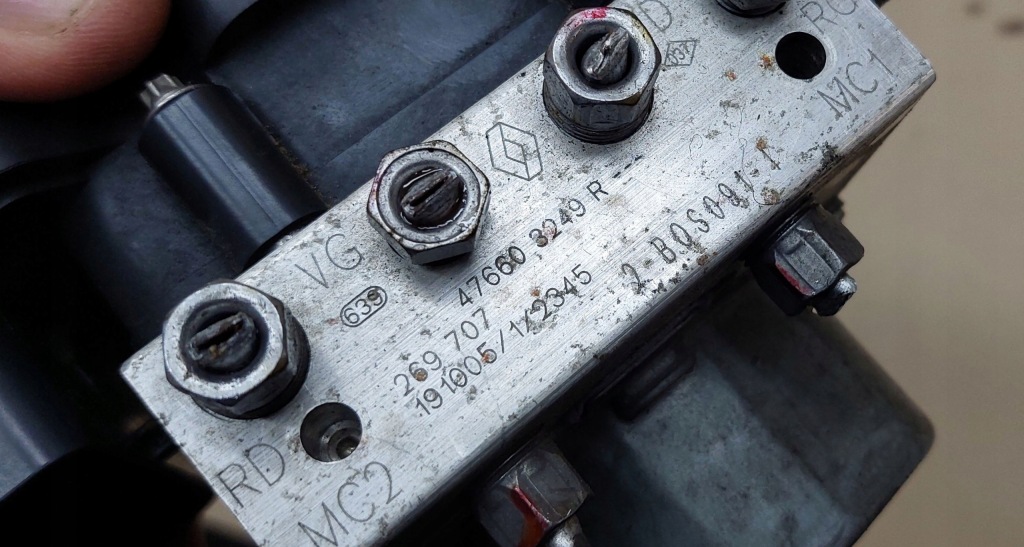 фото №4, Насос abs dacia sandero ii