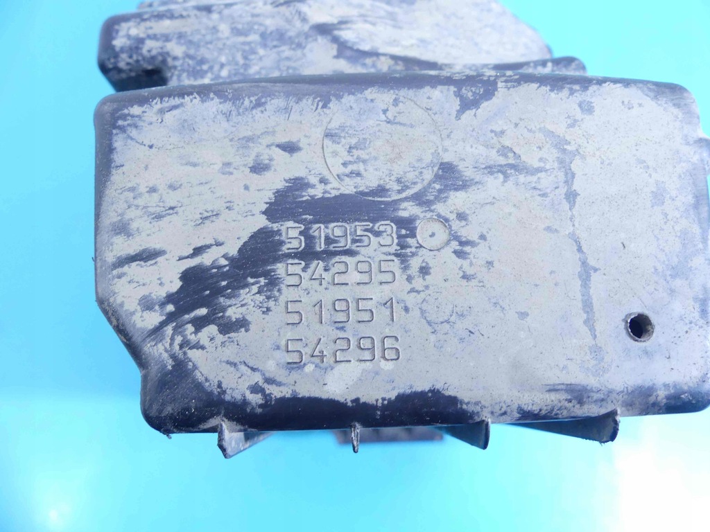 фото №8, Корпус фильтра воздуха peugeot 407 9649757680