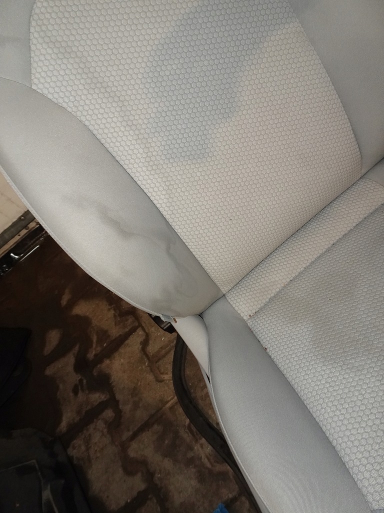 фото №6, Audi a1 8x 3d сиденья заднее сиденье