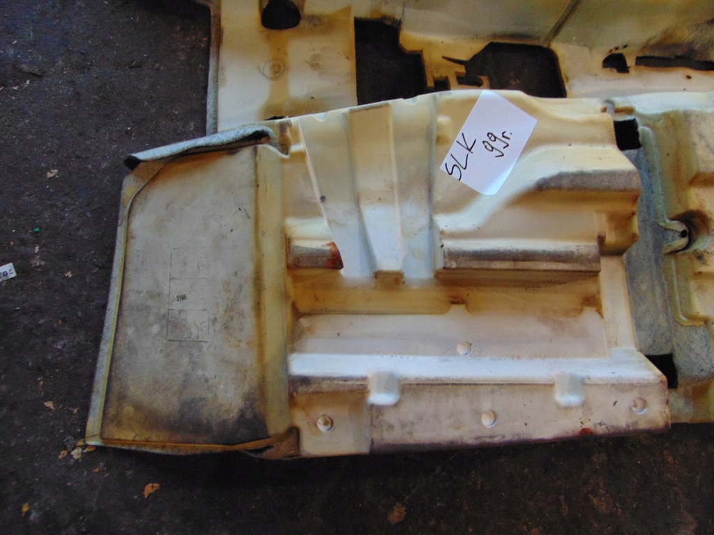 фото №11, Mercedes slk i r170 170 w170 96- коврик обшивка пол 1706800940 eu