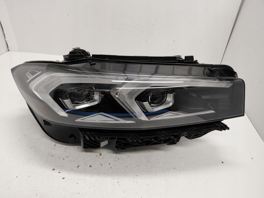 Bmw g20 рестайлінг  full led срібляста фара права ліва ідеальне Зі Шроту