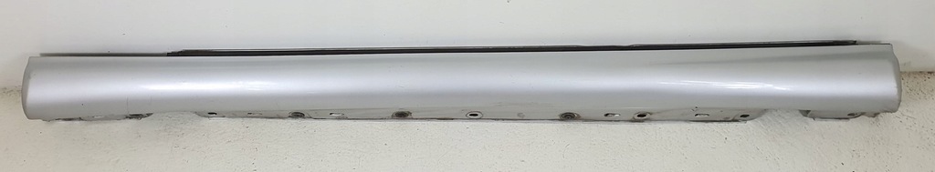 фото №1, Молдинг накладка порог левая 744 mercedes w203 amg