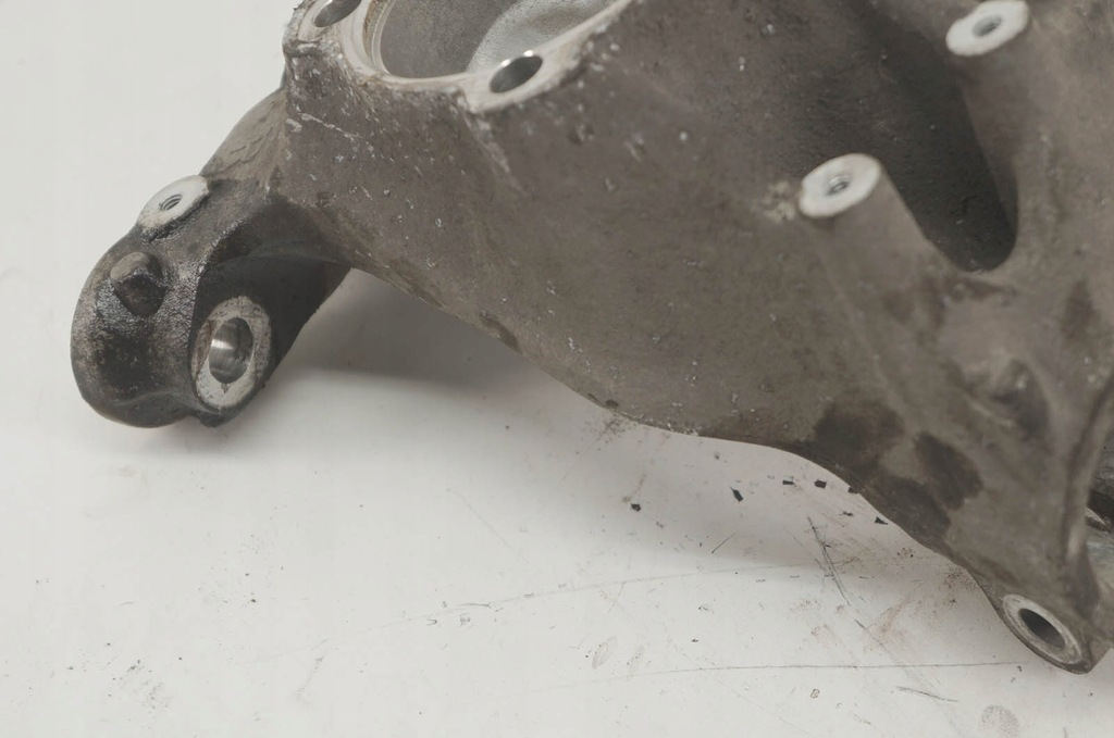 фото №5, Gy169 bmw f22 2.0d поворотный кулак правый перед