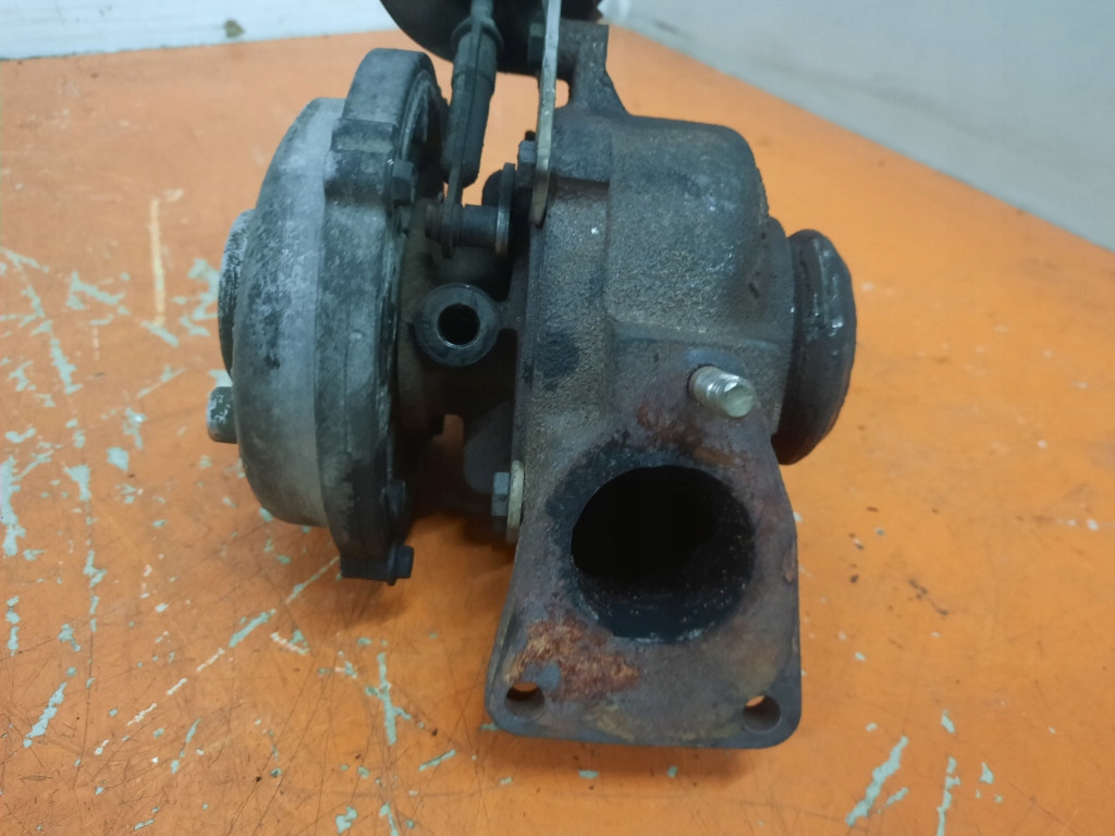 фото №5, Volvo s40 ii 04-07 2.0d 136km турбіна турбонагнітач 9658728580 d4204t