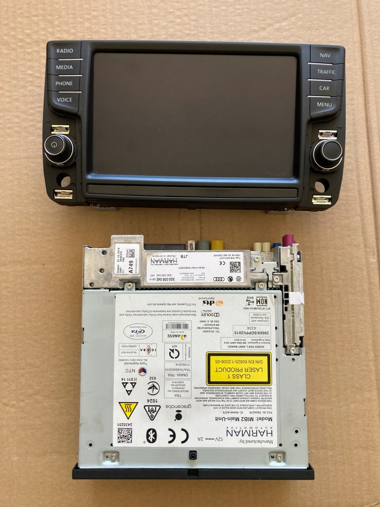 фото №1, Зчитувач дисплей vw passat b8 3g0035042