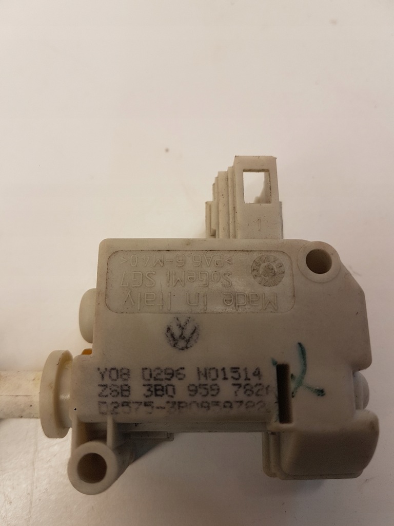 фото №5, Привід бардачка audi a6 c6 lift 3b0959782a