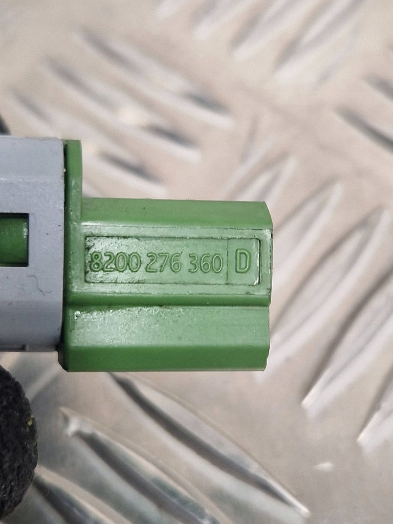 фото №5, Renault clio iv 2014 датчик педали тормоза / стоп-сигнал