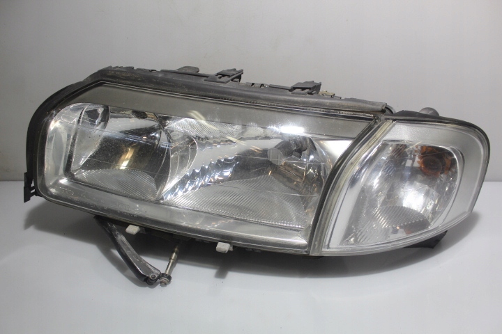 фото №1, Лампа левая передняя volvo s80 i