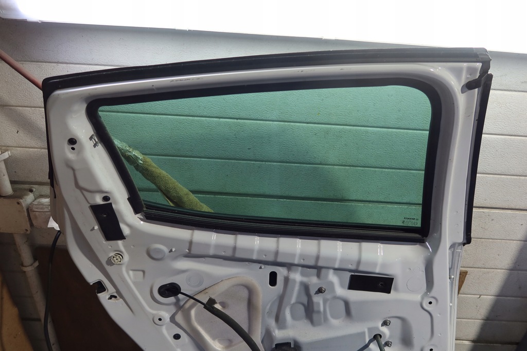 фото №11, Двері лівий задня clio iv hb