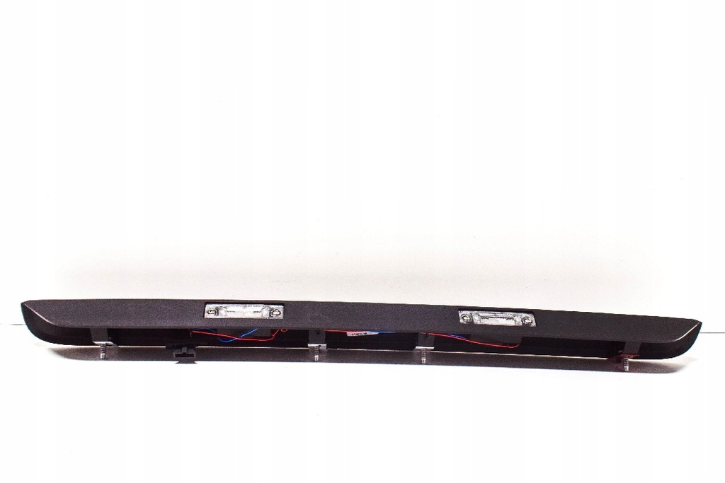 фото №8, Оригінальний номер vag 2k5827574r9b9 молдинг освітлення номерного знака rej. vw caddy 09-15