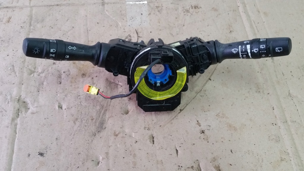 фото №1, Перемикач комбінований kia rio iii 202008910