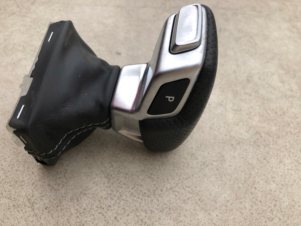 фото №1, Audi rs5 8w ручка передач 100103334