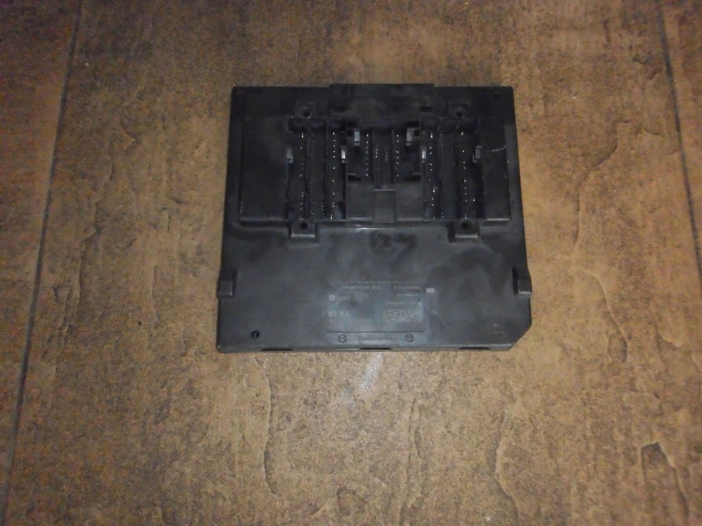 фото №1, Модуль блок керування комфорту volkswagen оригінальний номер 5q0937084aj