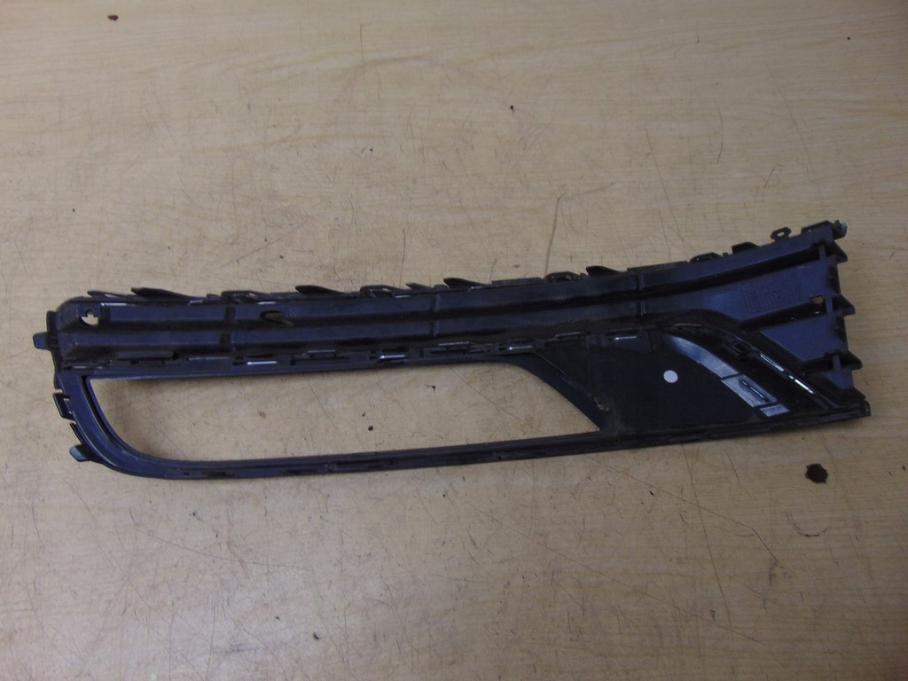 фото №10, Решітка w бампер vw passat b7 права 3aa853666a