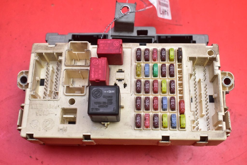 фото №1, Коробка запобіжників citroen jumper 2 ii 2.2 hdi 120 km 04-15