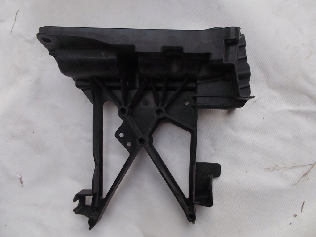 фото №1, Mercedes w253 glc кронштейн кронштейн поперечина правое