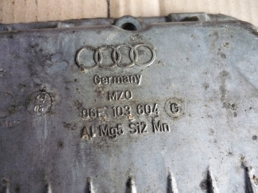 Поддон масляная audi a6 c6 3.2 fsi auk 06e103604g с Разборки