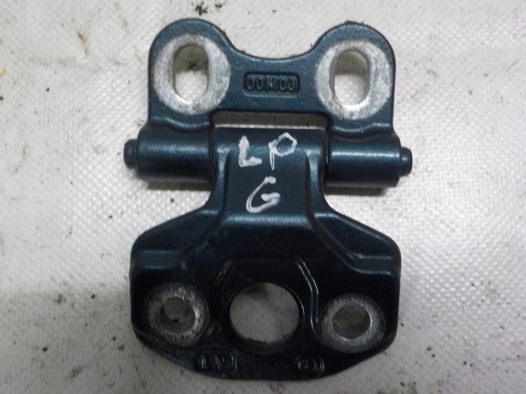 фото №1, Mercedes-benz e w210 левая сторона петля верхний дверь