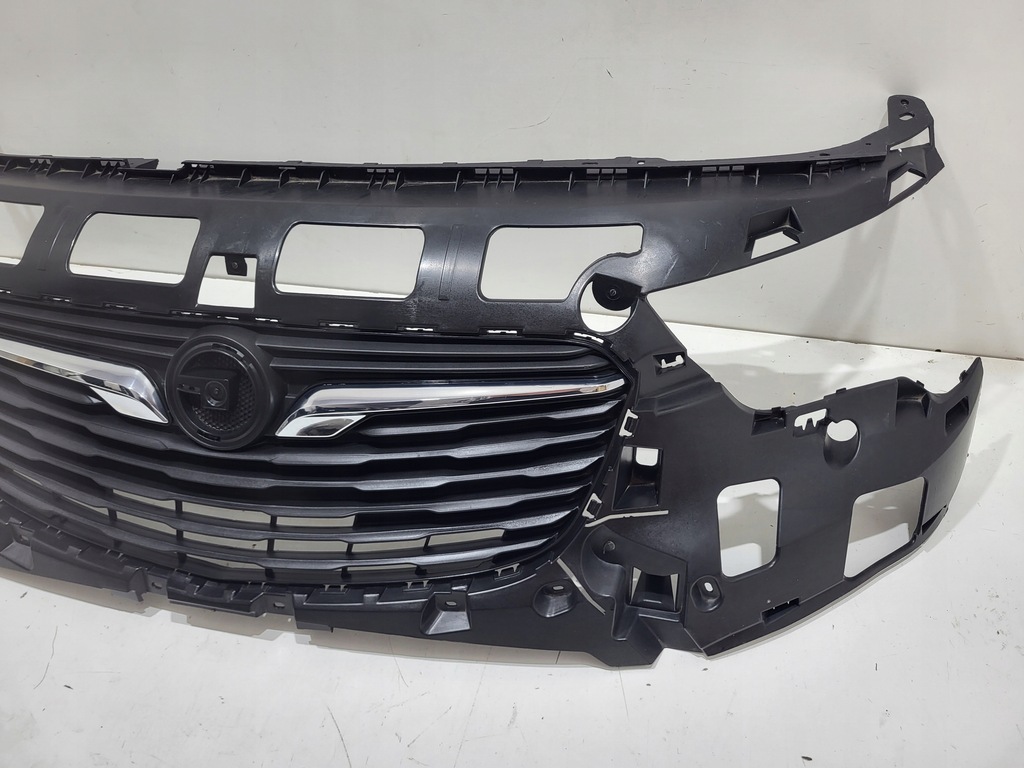 фото №3, Opel combo e 18- решітка радіатора решітка радіатора молдинг хром