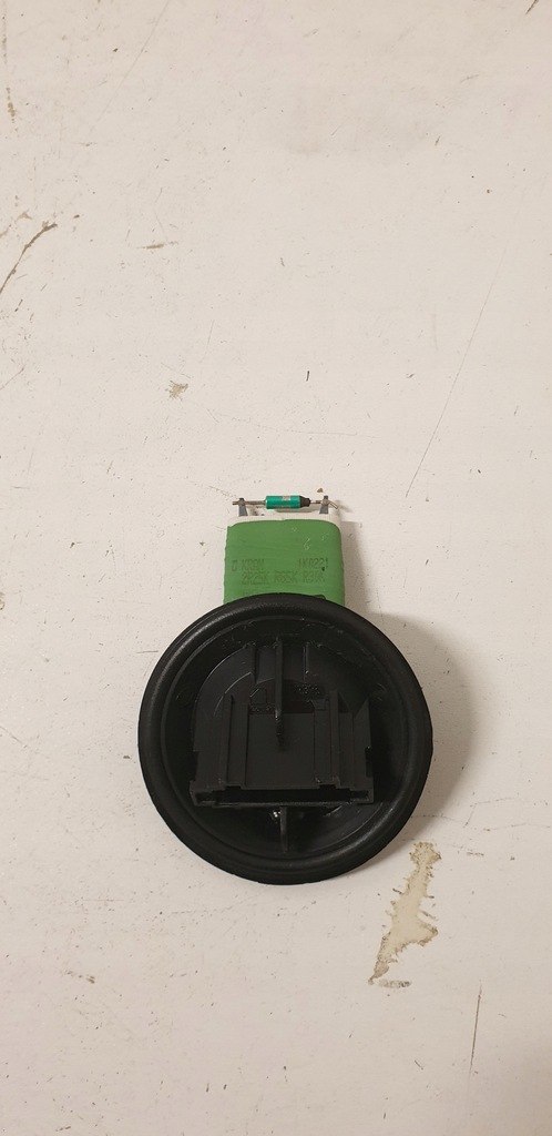 фото №11, Регулятор вентилятор audi a2 1.4tdi 00- резистор, вентилятор внутренний mahle