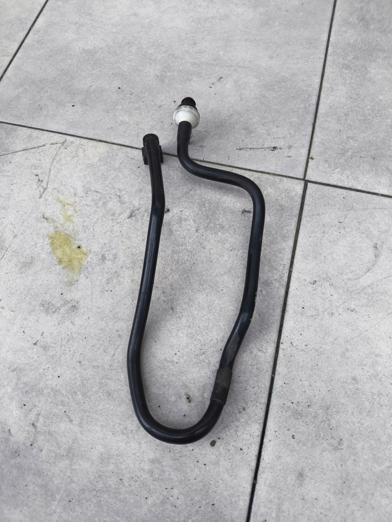 Купить Mercedes w204 пабтрубок  шланг трубка усилитель тормозов a2044303329 ?