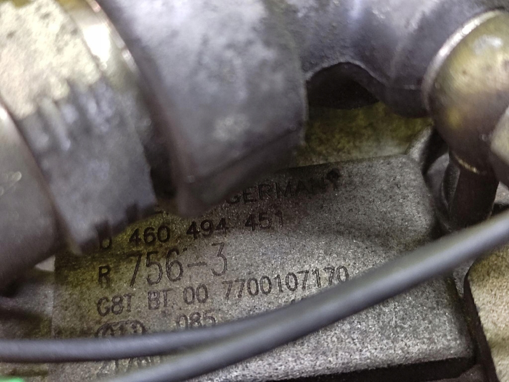 Renault safrane 2.2 d насос упорскування 0460494451 Ціна