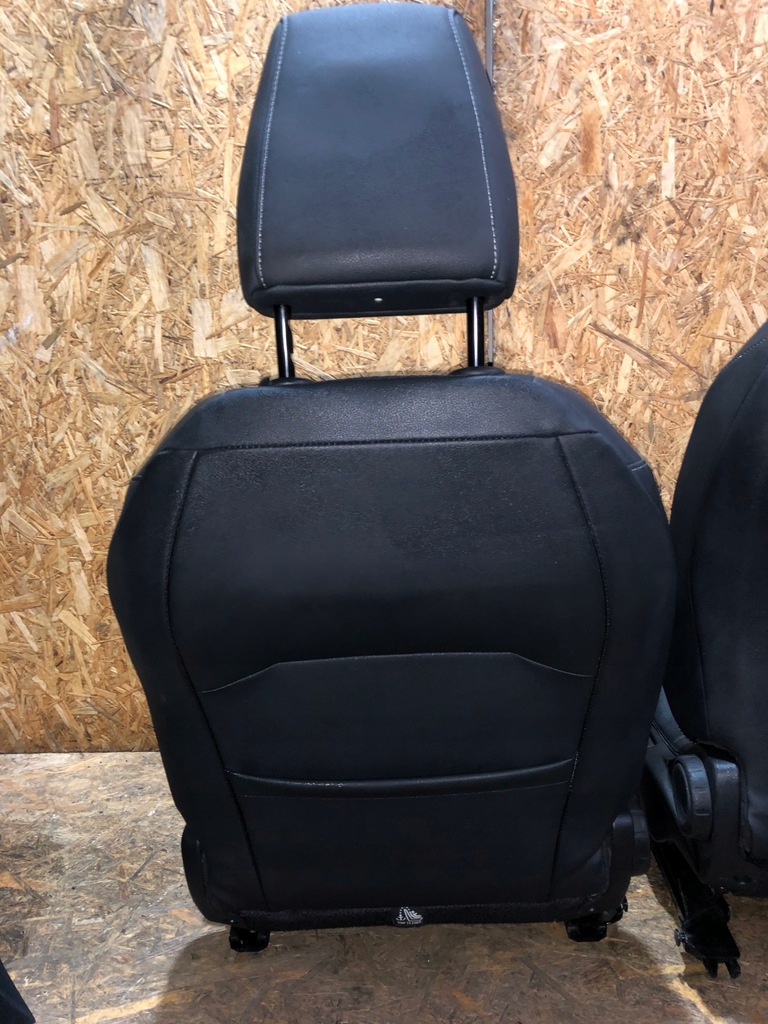 фото №6, Салон сиденья заднее сиденье обшивки пластики opel corsa f