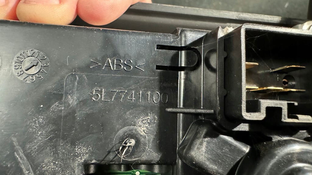 фото №7, Renault master opel movano iii защита рамка корпус консоль 682600025r