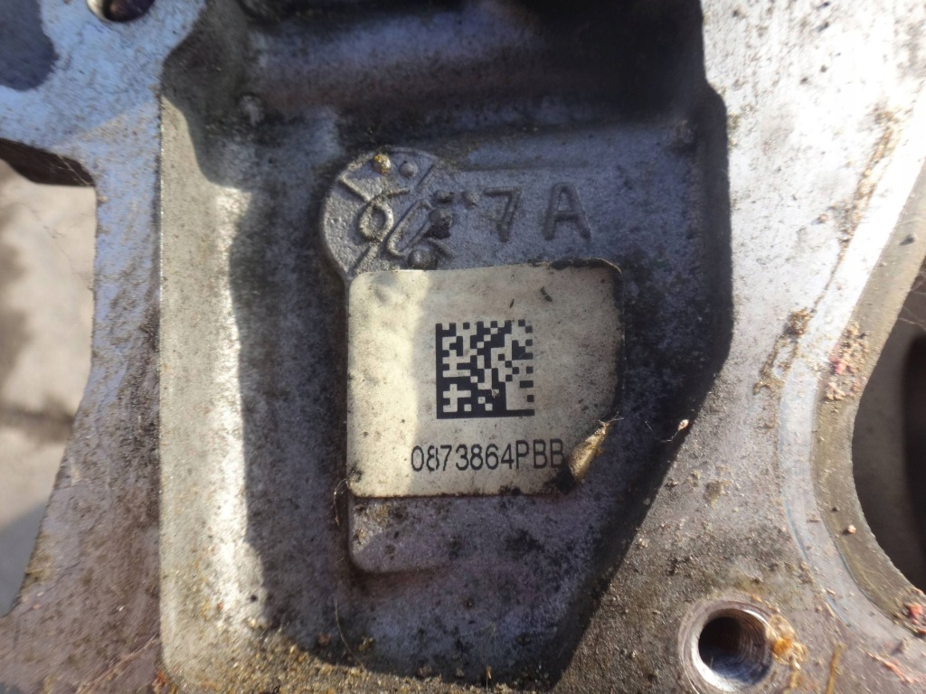 Головка citroen peugeot mini r56 1.6 thp v753471080 - пошкоджені клапани в Україні