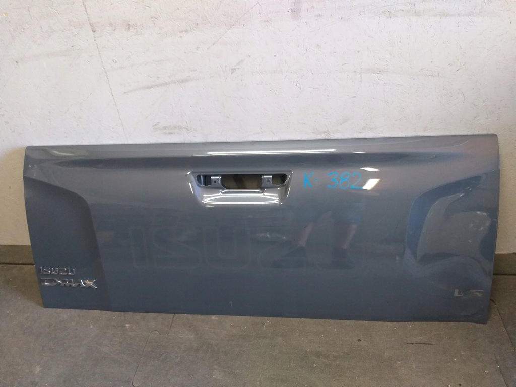 фото №1, Крышка багажника задняя isuzu d max 21-