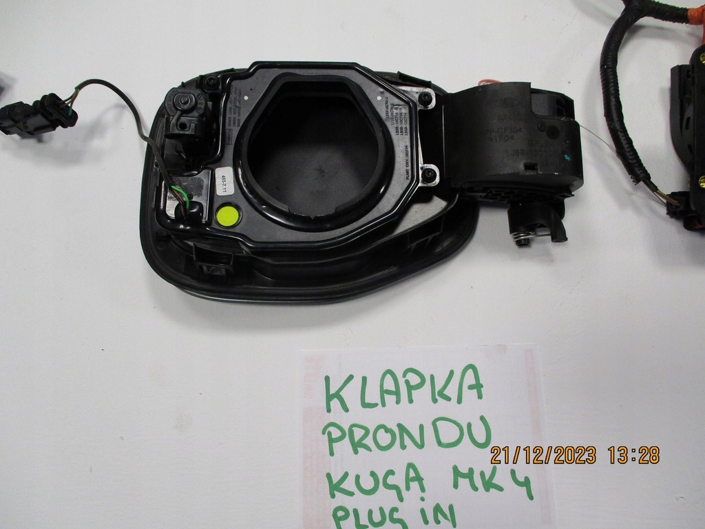 фото №5, Крышка разъём зарядки ford kuga mk3 plugin plug in lj6b-10c706-ab