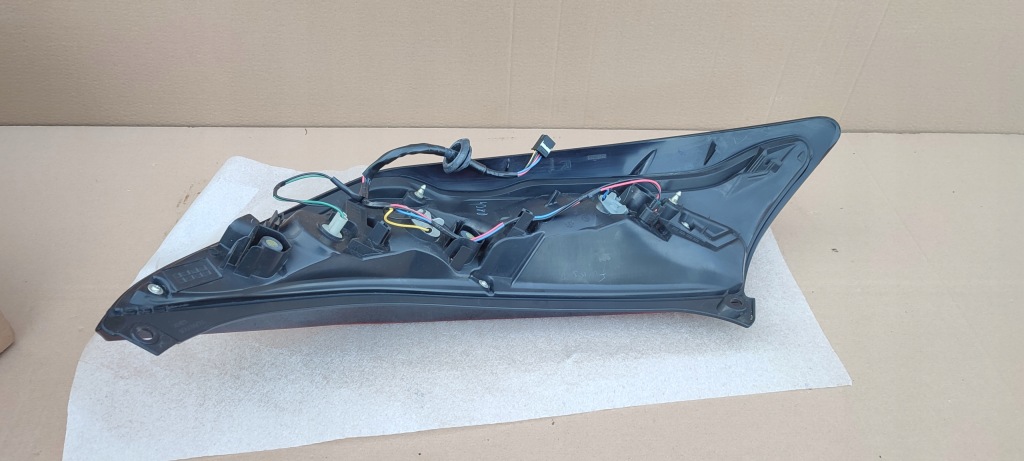 фото №1, Toyota aygo ii lift 18-22 лампа задняя правая led eu